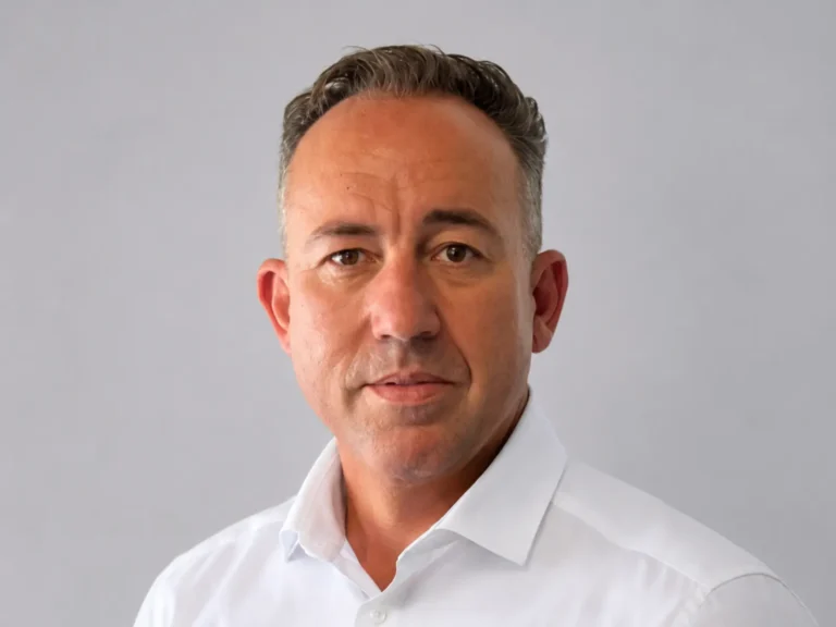 Andreas Weigandt vom GD Ingenieurbüro unterstützt Kunden im Raum Stuttgart bei Beratung und Terminorganisation